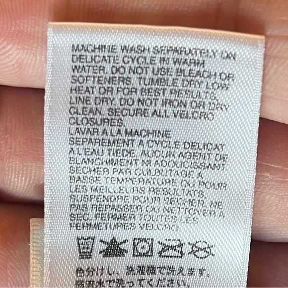 The North Face 1/4 Zip Red Lightweight Sweater Men's Size Medium - Picture 10 of 10